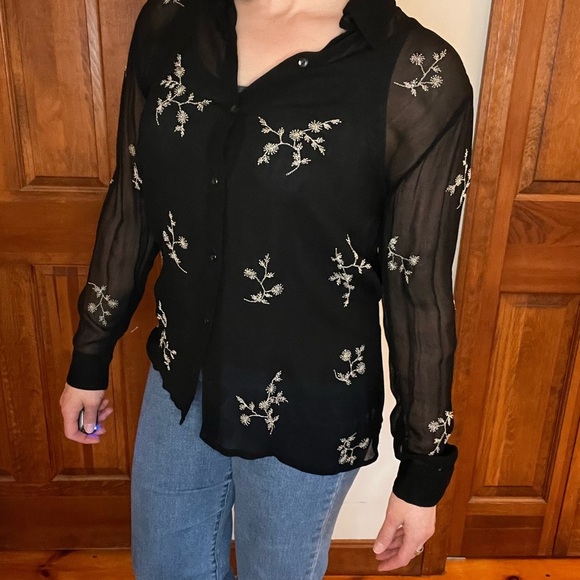 NY & Co Y2K Black Witchy Sheer Button Up Blouse Fairy Grunge Gothic Whimsigoth - Picture 2 of 9